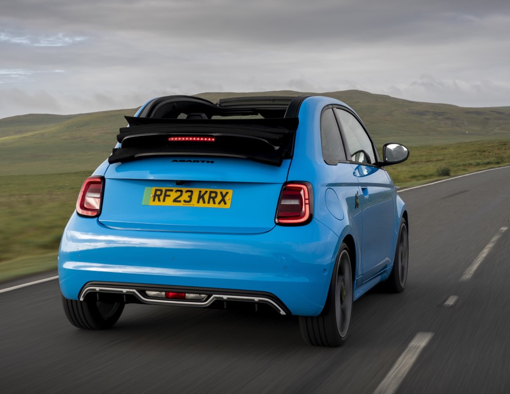 Abarth 500e Cabrio 42.2 kWh